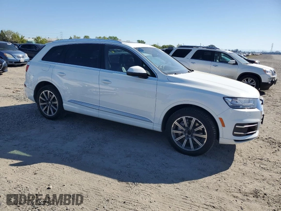 2017 Audi Q7 Premium Plus with VIN WA1LAAF72HD017661, listed as a Copart auction lot 50390975 with 140,565 mi miles and Clean Title. Bid and sale history available at carsss.com. Image 4.