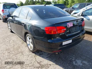 2012 Volkswagen Jetta TDI w/Premium & Nav с VIN 3VWLL7AJ3CM004336, выставлен на аукционе IAAI как лот 42380154 с пробегом 180 291 миль миль и . История ставок и продаж доступна на DreamBid. Изображение 3.