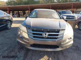 2012 Honda Crosstour EX-L with VIN 5J6TF1H58CL000424, listed as a IAAI auction lot 41606327 with 255,124 mi miles. Bid and sale history available at carsss.com. Image 6.