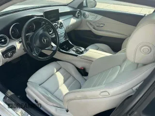 2017 Mercedes-Benz C 300 z VIN WDDWJ4KB0HF365600, wystawiony jako Copart lot #61332505 z przebiegiem 90 209 mil mil oraz Czysty tytuł • Clean title. Historia ofert i sprzedaży dostępna na DreamBid. Obrazek 8.