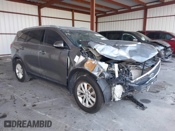 2018 Kia Sorento L with VIN 5XYPG4A37JG414012, listed as a IAAI auction lot 41486456 with 165,262 mi miles. Bid and sale history available at carsss.com. Image 1.