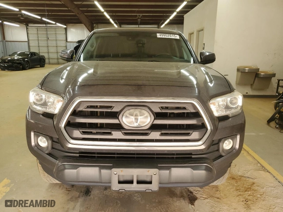 2018 Toyota Tacoma SR5 with VIN 3TMAZ5CN4JM053930, listed as a Copart auction lot 49952015 with NaN miles and Clean Title. Bid and sale history available at carsss.com. Image 5.
