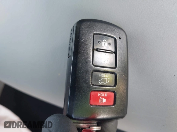 2018 Toyota Highlander Hybrid XLE с VIN 5TDJGRFH2JS051886, выставлен на аукционе IAAI как лот 42739821 с пробегом 131 880 миль миль и . История ставок и продаж доступна на DreamBid. Изображение 11.