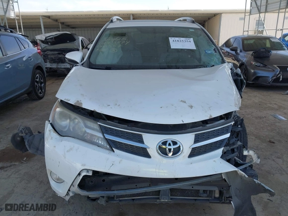 2015 Toyota RAV4 XLE with VIN JTMWFREVXFD066557, listed as a IAAI auction lot 41825354 with 173,595 mi miles. Bid and sale history available at carsss.com. Image 12.