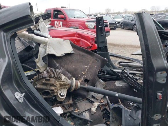 2019 Dodge Charger R/T z VIN 2C3CDXCT7KH527794, wystawiony jako IAAI lot #41946652 z przebiegiem Nie podano mil oraz . Historia ofert i sprzedaży dostępna na DreamBid. Obrazek 8.