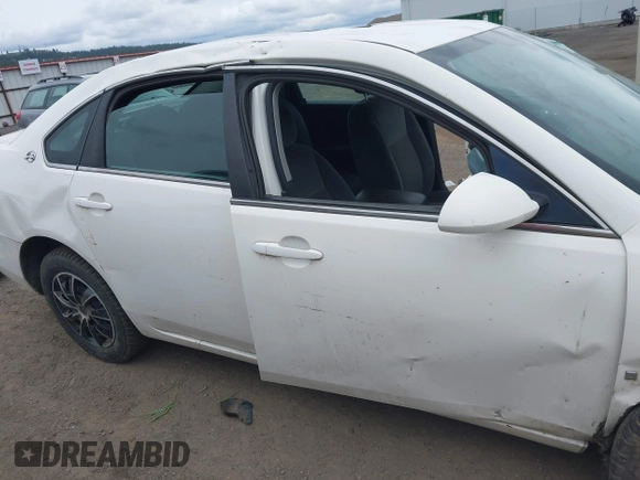 2008 Chevrolet Impala LS with VIN 2G1WB58K681246552, listed as a IAAI auction lot 42278826 with 54,075 mi miles and . Bid and sale history available at DreamBid. Image 14.