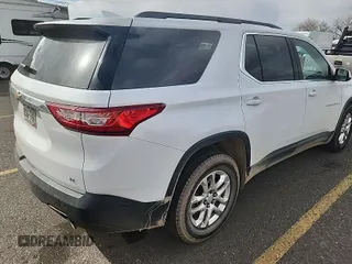 2021 Chevrolet Traverse LT Cloth with VIN 1GNEVGKW7MJ181865, listed as a IAAI auction lot 41974545 with 45,992 mi miles. Bid and sale history available at carsss.com. Image 1.