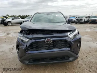 2022 Toyota RAV4 XLE Premium with VIN 2T3C1RFV5NW217919, listed as a Copart auction lot 47832115 with 21,533 mi miles and Salvage Title. Bid and sale history available at carsss.com. Image 5.