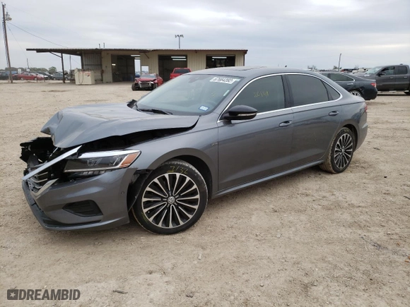 2022 Volkswagen Passat 2.0T Limited Edition with VIN 1VWBA7A32NC005551, listed as a Copart auction lot 67664392 with 20,869 mi miles. Bid and sale history available at carsss.com. Image 1.