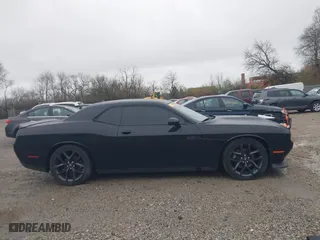 2022 Dodge Challenger R/T with VIN 2C3CDZBT8NH254575, listed as a IAAI auction lot 41912825 with 31,518 mi miles. Bid and sale history available at carsss.com. Image 14.