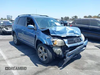 2008 Toyota RAV4 Sport с VIN JTMZK32V086015618, выставлен на аукционе IAAI как лот 39715648 с пробегом 137 887 миль миль и . История ставок и продаж доступна на DreamBid. Изображение 1.
