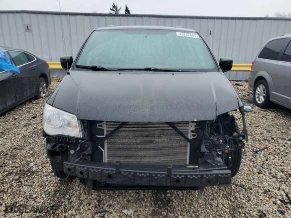 2017 Dodge Grand Caravan SXT with VIN 2C4RDGCG5HR761816, listed as a Copart auction lot 43252865 with 123,418 mi miles and Clean Title. Bid and sale history available at carsss.com. Image 5.