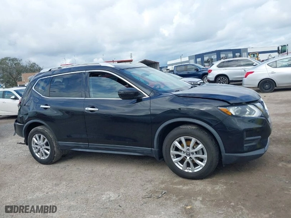 2018 Nissan Rogue SV with VIN KNMAT2MTXJP580135, listed as a IAAI auction lot 41626555 with 105634 miles. Bid and sale history available at carsss.com. Image 13.