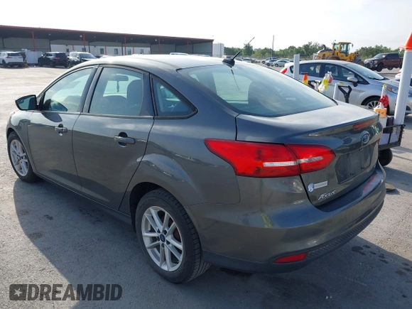 2017 Ford Focus SE with VIN 1FADP3F29HL220261, listed as a IAAI auction lot 42101315 with 152,267 mi miles. Bid and sale history available at carsss.com. Image 3.