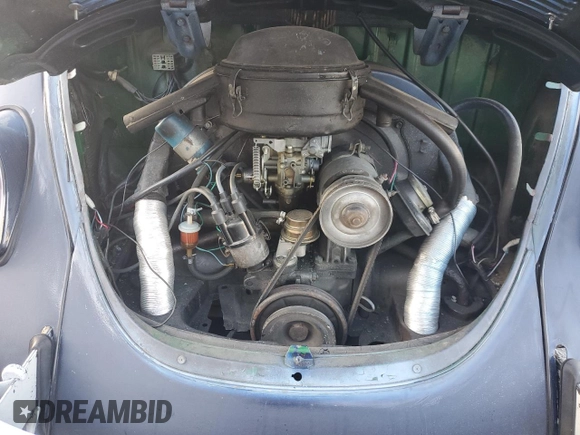 1972 Volkswagen Beetle with VIN 1122162042, listed as a Copart auction lot 43062985 with 84,280 mi miles and Clean Title. Bid and sale history available at DreamBid. Image 11.