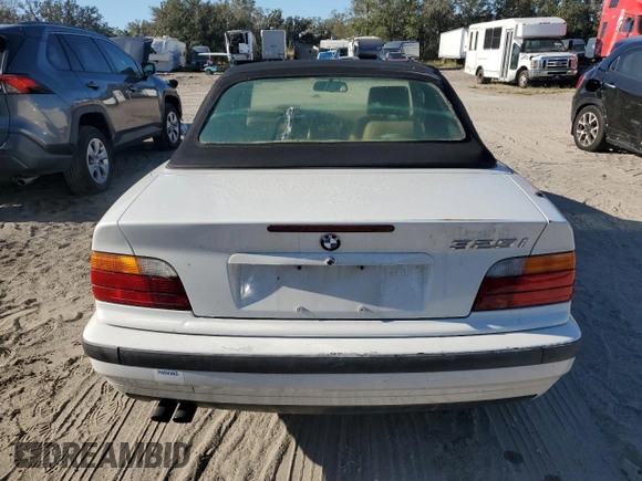 1995 BMW 3 Series 325iC with VIN WBABJ632XSJD38394, listed as a Copart auction lot 81062244 with 92,281 mi miles and Salvage Title. Bid and sale history available at carsss.com. Image 6.