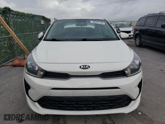 2021 Kia Rio LX with VIN 3KPA24AD8ME394027, listed as a Copart auction lot 58322134 with 37,177 mi miles and Salvage Title. Bid and sale history available at carsss.com. Image 5.