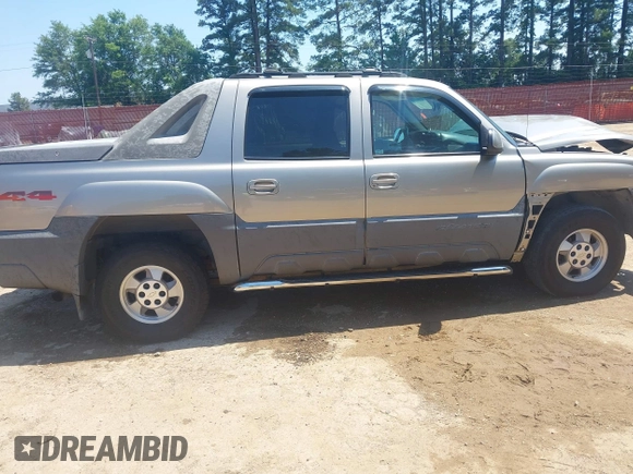 2002 Chevrolet Avalanche z VIN 3GNEK13T02G127607, wystawiony jako IAAI lot #42247519 z przebiegiem 249 223 mil mil oraz . Historia ofert i sprzedaży dostępna na DreamBid. Obrazek 13.