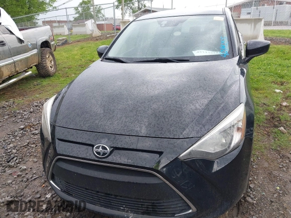 2016 Scion iA with VIN 3MYDLBZV6GY113214, listed as a IAAI auction lot 42113255 with 182,175 mi miles. Bid and sale history available at carsss.com. Image 11.