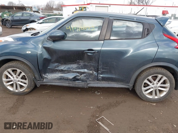 2014 Nissan Juke SL with VIN JN8AF5MV2ET483345, listed as a IAAI auction lot 41716553 with 101,795 mi miles. Bid and sale history available at carsss.com. Image 6.