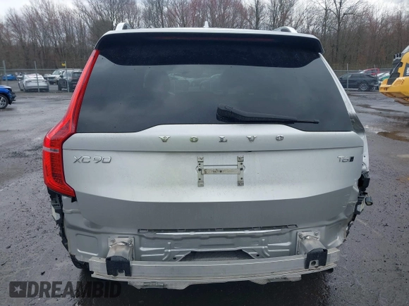 2018 Volvo XC90 Momentum with VIN YV4A22PK0J1337228, listed as a IAAI auction lot 41967308 with 128,207 mi miles. Bid and sale history available at carsss.com. Image 17.