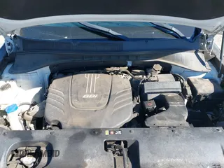 2016 Kia Sorento SX z VIN 5XYPKDA5XGG173541, wystawiony jako IAAI lot #40916121 z przebiegiem Nie podano mil oraz . Historia ofert i sprzedaży dostępna na DreamBid. Obrazek 10.