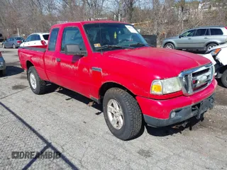 2006 Ford Ranger XLT with VIN 1FTZR45E16PA94852, listed as a IAAI auction lot 42013319 with 122,978 mi miles. Bid and sale history available at carsss.com. Image 1.