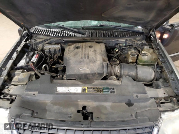 2004 Ford Expedition XLT z VIN 1FMFU16W04LA70081, wystawiony jako Copart lot #55637635 z przebiegiem 268 539 mil mil oraz Szkody całkowita. Historia ofert i sprzedaży dostępna na DreamBid. Obrazek 12.