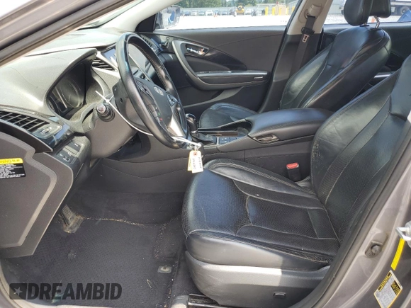 2013 Hyundai Azera z VIN KMHFG4JG9DA254147, wystawiony jako Copart lot #64744425 z przebiegiem 173 015 mil mil oraz Szkoda całkowita • Salvage title. Historia ofert i sprzedaży dostępna na DreamBid. Obrazek 7.