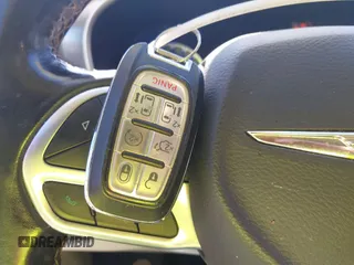 2020 Chrysler Pacifica Touring L with VIN 2C4RC1BG7LR140622, listed as a IAAI auction lot 42090987 with 125,377 mi miles and . Bid and sale history available at DreamBid. Image 11.