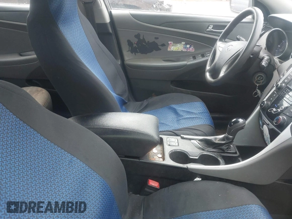 2013 Hyundai Sonata GLS with VIN 5NPEB4AC8DH748505, listed as a IAAI auction lot 42016058 with 215,227 mi miles and . Bid and sale history available at carsss.com. Image 5.