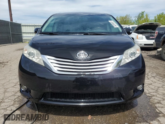 2013 Toyota Sienna XLE with VIN 5TDDK3DCXDS070416, listed as a Copart auction lot 56399655 with 185,597 mi miles and Clean Title. Bid and sale history available at DreamBid. Image 5.