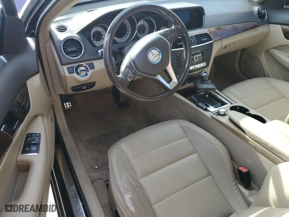 2015 Mercedes-Benz C-Class C 250 with VIN WDDGJ4HB2FG389772, listed as a Copart auction lot 84975114 with 0 mi miles and Clean Title. Bid and sale history available at carsss.com. Image 8.