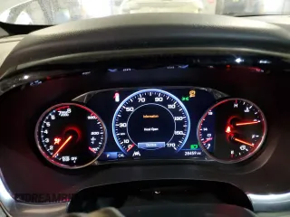 2022 Chevrolet Traverse Premier z VIN 1GNEVKKW7NJ157876, wystawiony jako Copart lot #88683885 z przebiegiem 28 459 mil mil oraz Szkoda całkowita • Salvage title. Historia ofert i sprzedaży dostępna na DreamBid. Obrazek 9.