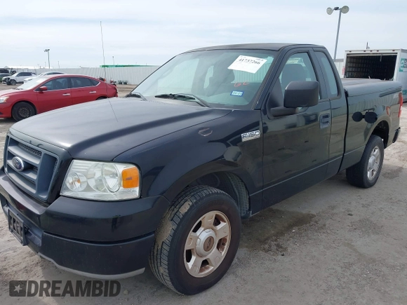 2004 Ford F-150 XL with VIN 1FTRF12W34KD85187, listed as a IAAI auction lot 41737266 with 105,101 mi miles. Bid and sale history available at carsss.com. Image 6.