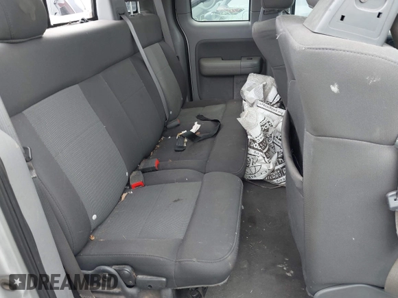 2006 Ford F-150 XLT с VIN 1FTPX14596NA08700, выставлен на аукционе IAAI как лот 42608279 с пробегом 2 160 165 миль миль и . История ставок и продаж доступна на DreamBid. Изображение 8.
