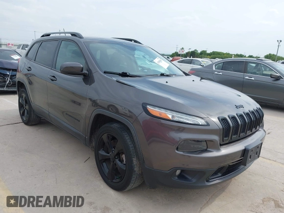 2018 Jeep Cherokee Latitude Tech Connect z VIN 1C4PJLCB1JD553079, wystawiony jako IAAI lot #42068048 z przebiegiem 90 656 mil mil oraz . Historia ofert i sprzedaży dostępna na DreamBid. Obrazek 1.