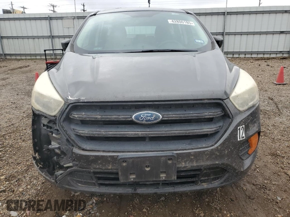 2017 Ford Escape S z VIN 1FMCU0F76HUD84825, wystawiony jako Copart lot #42800185 z przebiegiem 59 447 mil mil oraz Szkoda całkowita • Salvage title. Historia ofert i sprzedaży dostępna na DreamBid. Obrazek 5.