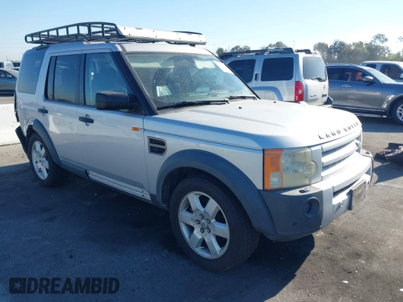2006 Land Rover LR3 HSE with VIN SALAG25496A351587, listed as a IAAI auction lot 41237490 with 143,056 mi miles. Bid and sale history available at carsss.com. Image 1.