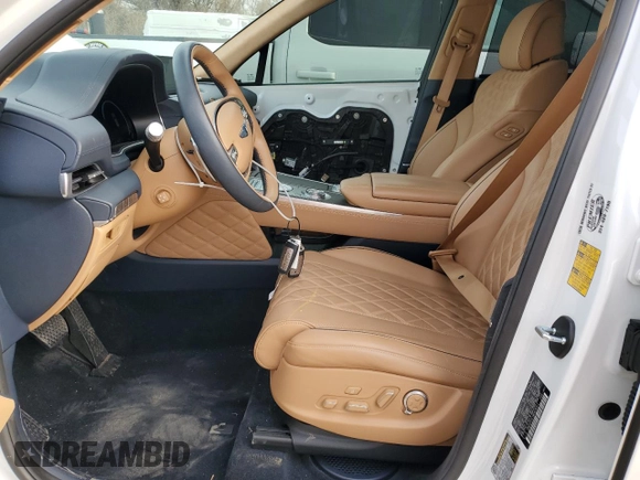2021 Genesis GV80 with VIN KMUHCESC1MU075011, listed as a Copart auction lot 82869404 with 13,816 mi miles and Salvage title. Bid and sale history available at DreamBid. Image 7.