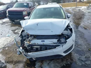 2018 Ford Focus SE with VIN 1FADP3FE0JL282325, listed as a IAAI auction lot 41635979 with 44,295 mi miles. Bid and sale history available at carsss.com. Image 12.