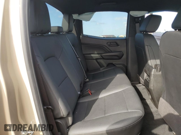 2024 Chevrolet Colorado 4WD Trail Boss z VIN 1GCPTEEK2R1256807, wystawiony jako Copart lot #47854475 z przebiegiem 6 592 mil mil oraz Szkoda całkowita • Salvage title. Historia ofert i sprzedaży dostępna na DreamBid. Obrazek 10.