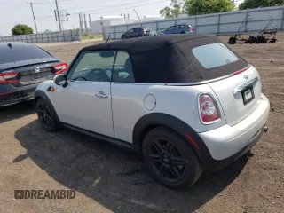 2014 MINI Convertible z VIN WMWZN3C55ET861050, wystawiony jako Copart lot #60014125 z przebiegiem 101 524 mil mil oraz Czysty tytuł • Clean title. Historia ofert i sprzedaży dostępna na DreamBid. Obrazek 2.