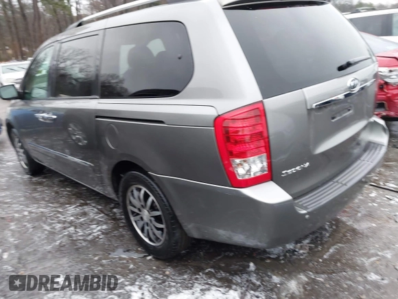 2011 Kia Sedona EX with VIN KNDMH4C71B6396661, listed as a IAAI auction lot 41412771 with 175,192 mi miles. Bid and sale history available at carsss.com. Image 3.