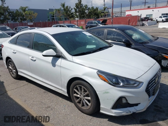 2019 Hyundai Sonata SE with VIN 5NPE24AF3KH756938, listed as a IAAI auction lot 41820296 with 76,064 mi miles and . Bid and sale history available at carsss.com. Image 1.