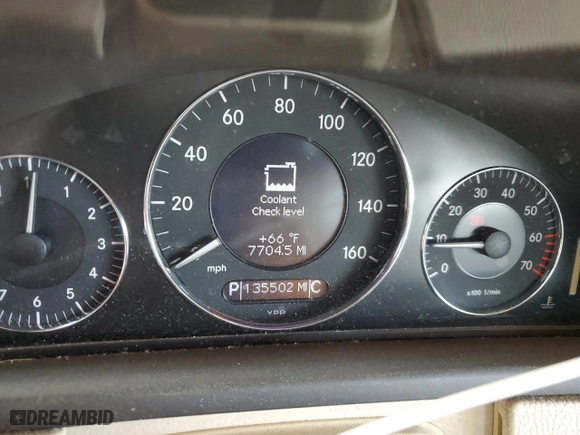 2005 Mercedes-Benz CLK-Class 3.2L with VIN WDBTK65G05T052247, listed as a Copart auction lot 44776405 with 135,502 mi miles and Salvage Title. Bid and sale history available at carsss.com. Image 9.