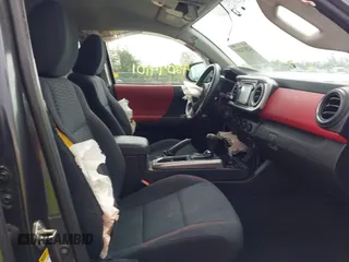 2017 Toyota Tacoma SR5 с VIN 3TMCZ5AN2HM108445, выставлен на аукционе IAAI как лот 42074101 с пробегом 193 220 миль миль и . История ставок и продаж доступна на DreamBid. Изображение 5.