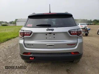 2022 Jeep Compass Trailhawk with VIN 3C4NJDDB7NT163504, listed as a Copart auction lot 60799975 with 16,312 mi miles and Salvage title. Bid and sale history available at DreamBid. Image 6.