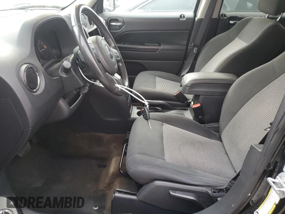 2017 Jeep Patriot Latitude with VIN 1C4NJPFB4HD152761, listed as a Copart auction lot 50485745 with 90,539 mi miles and Salvage title. Bid and sale history available at DreamBid. Image 7.