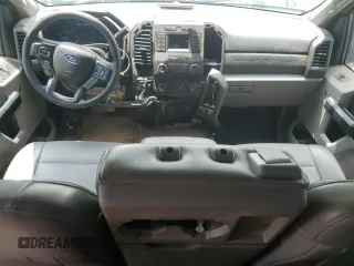 2017 Ford F-350 Lariat с VIN 1FT8W3DT7HEE94962, выставлен на аукционе Copart как лот 54735465 с пробегом 293 552 миль миль и Чистый • Clean title. История ставок и продаж доступна на DreamBid. Изображение 8.